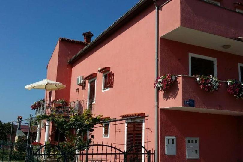 Apartments Dragica ポレッチ エクステリア 写真