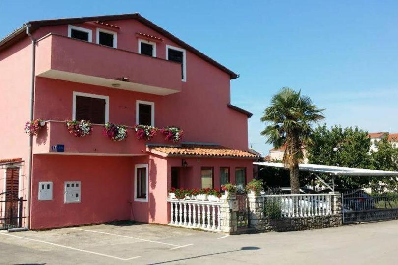 Apartments Dragica ポレッチ エクステリア 写真