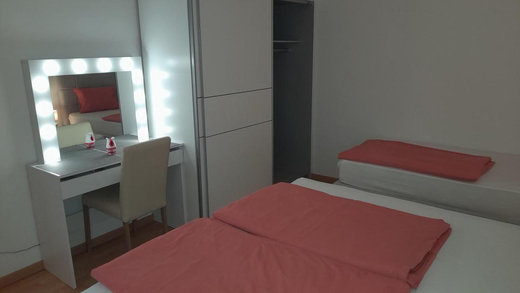 Apartments Dragica ポレッチ エクステリア 写真