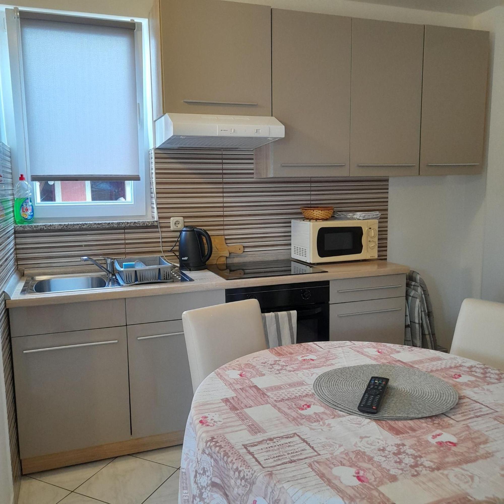 Apartments Dragica ポレッチ エクステリア 写真